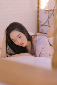 美女诱惑